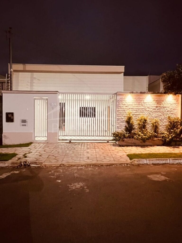 Casa disponível para venda no Granville I