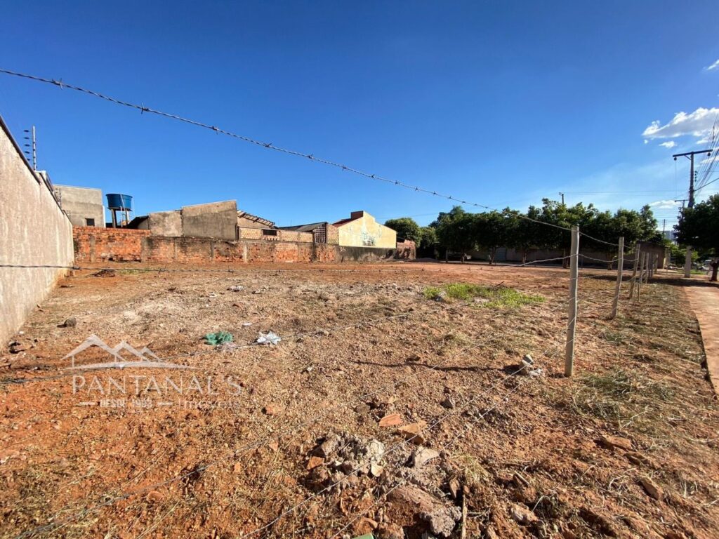 Terreno disponível para venda no bairro São Sebastião