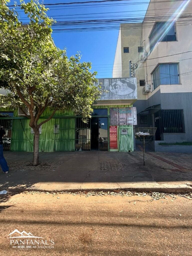 Salão comercial disponível para venda no Jardim Guanabara