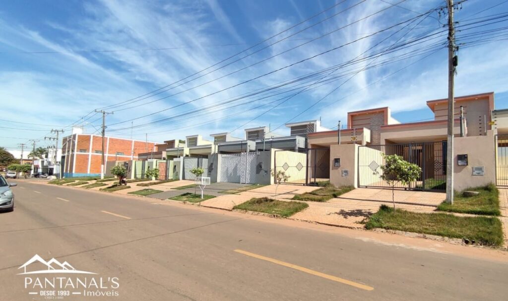 Casas disponíveis para venda no Jardim Adriana