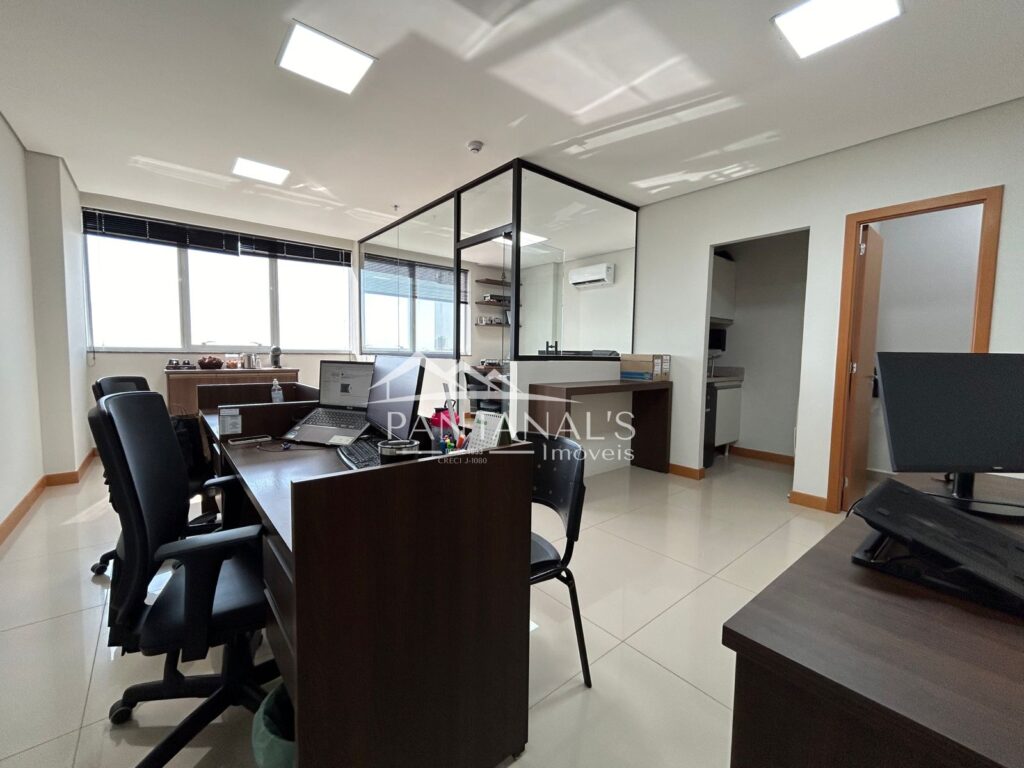 Sala comercial disponível para venda no Centro Empresarial Prime