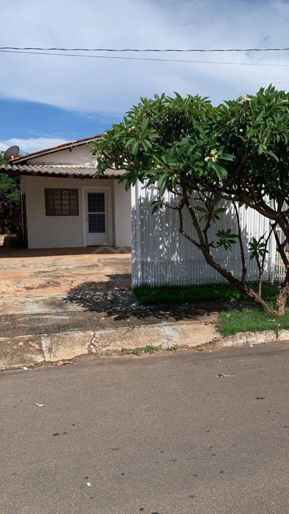 Casa à venda no bairro Casaldaliga