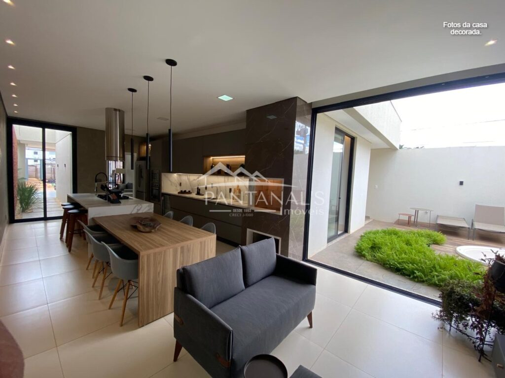 Casa á venda no Condomínio Suprême Villas & Gardens