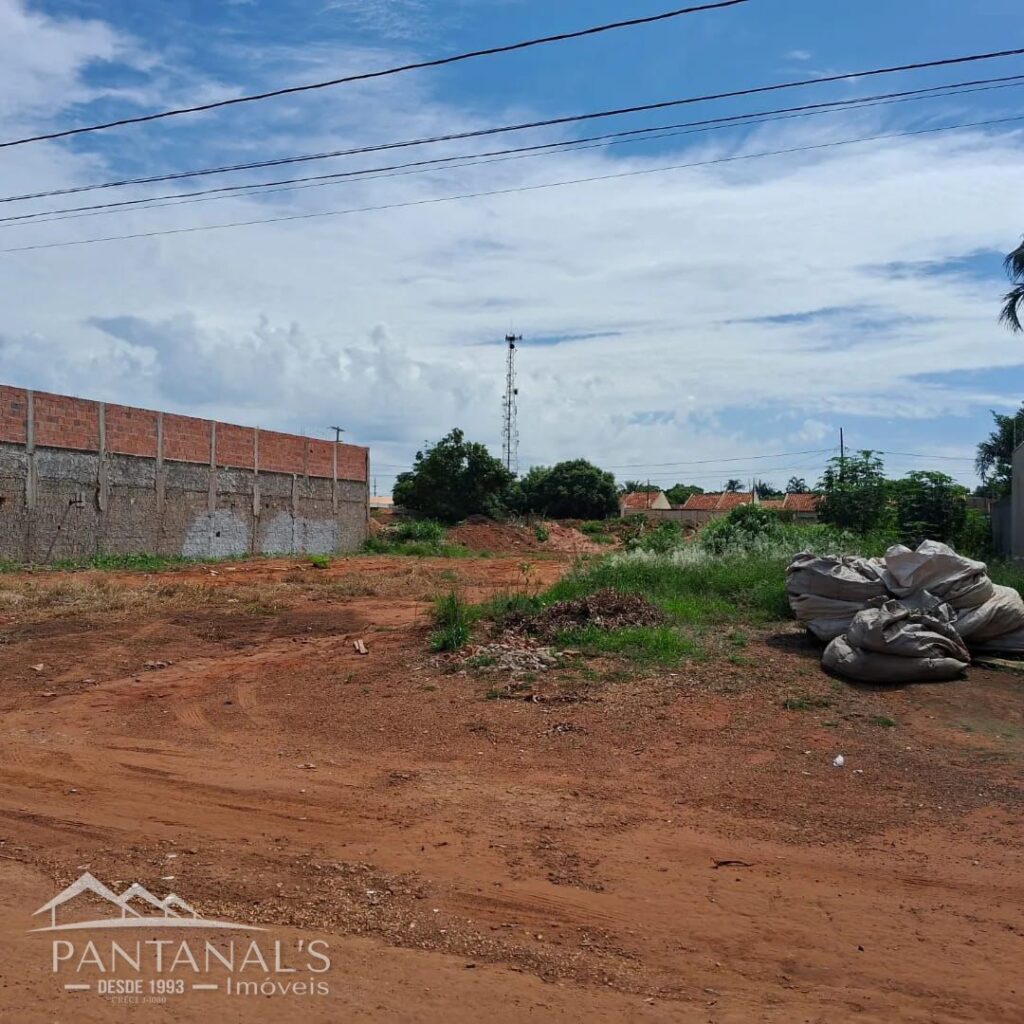 Terreno á venda no Residencial Sagrada Família