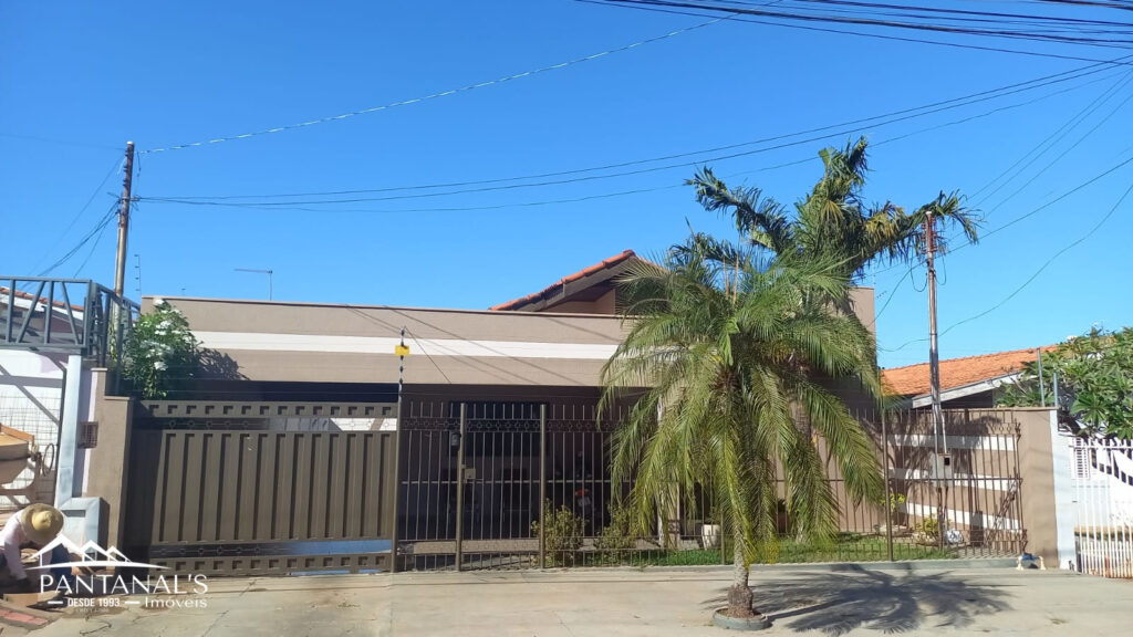 Casa à venda no bairro Colina Verde