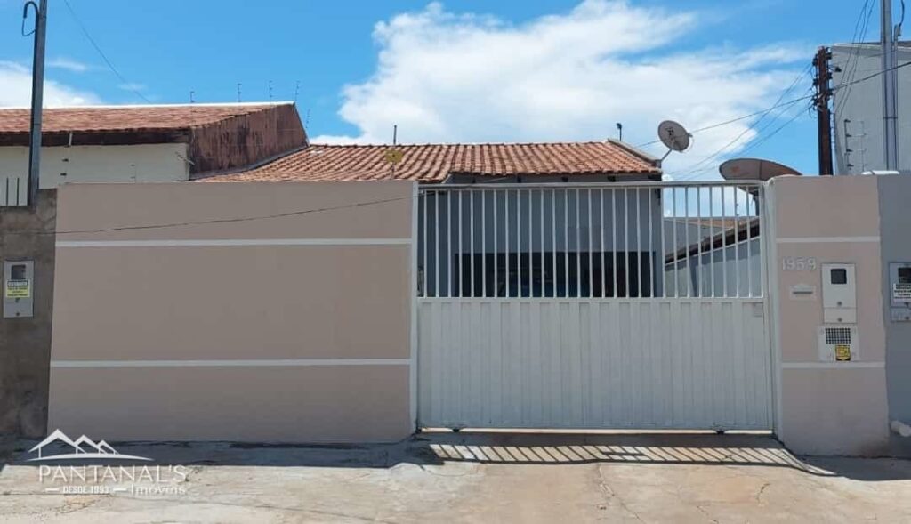 Casa disponível para venda no Jardim Copacabana