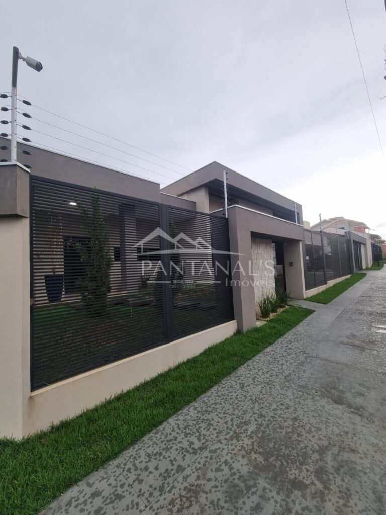 Linda casa à venda no Jardim Santa Marta