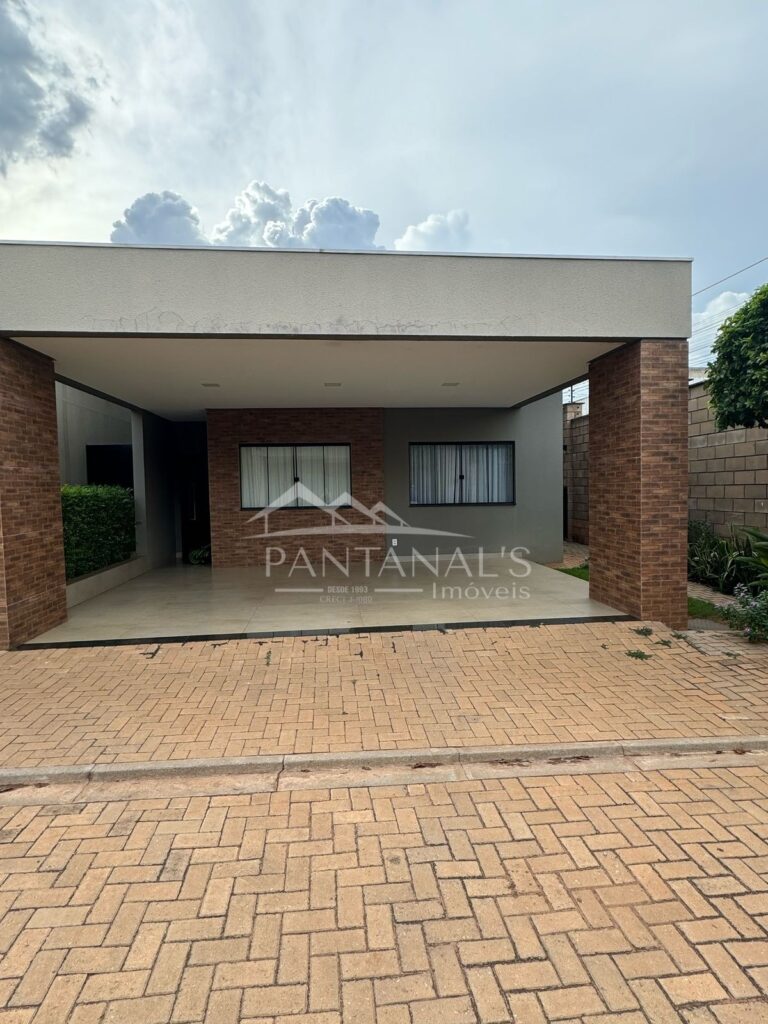 Casa disponível para venda no Condomínio Villa dos Ipês