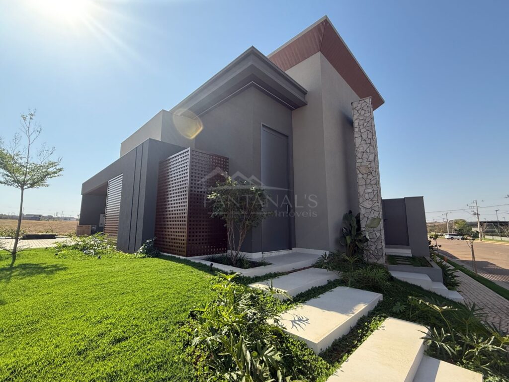 Linda casa à venda no condomínio Unique Higienópolis!