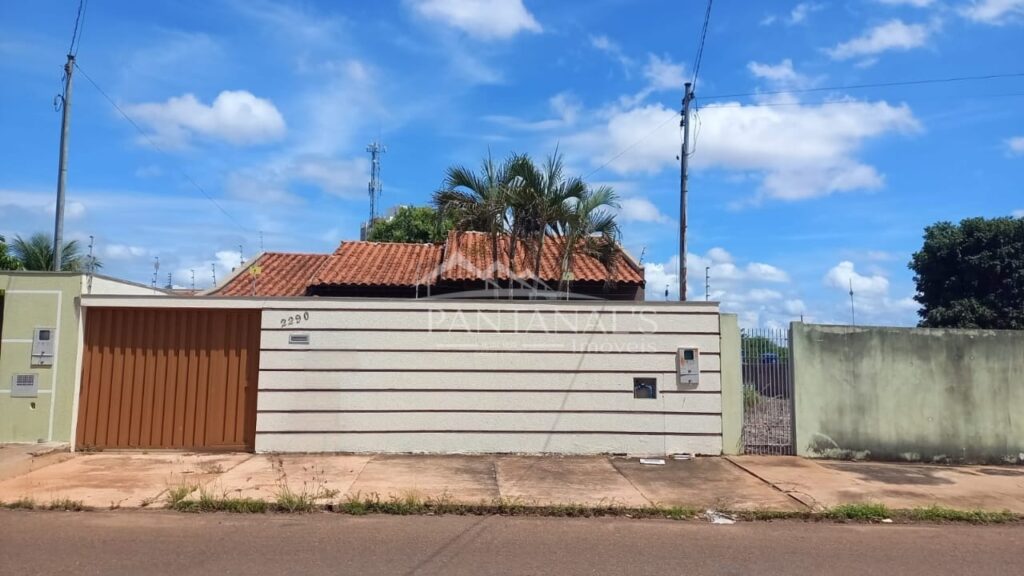 Casa à venda no bairro Cidade Alta