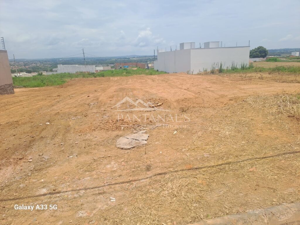 À venda 02 terrenos no Granville II