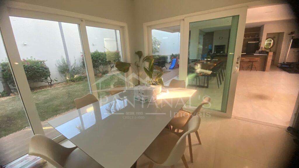 Sobrado disponível no bairro Novo Horizonte