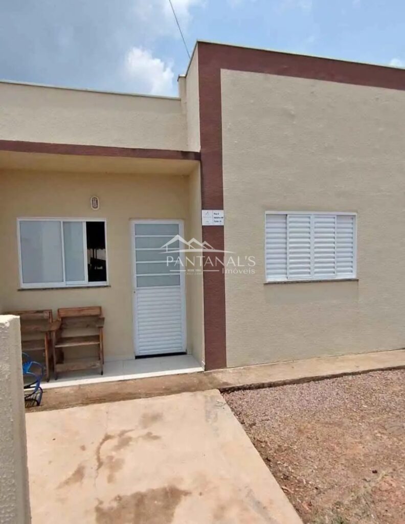 Casa à venda no bairro Melchiades Figueiredo