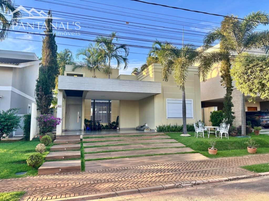 Casa Térrea à Venda no Condomínio Village do Cerrado