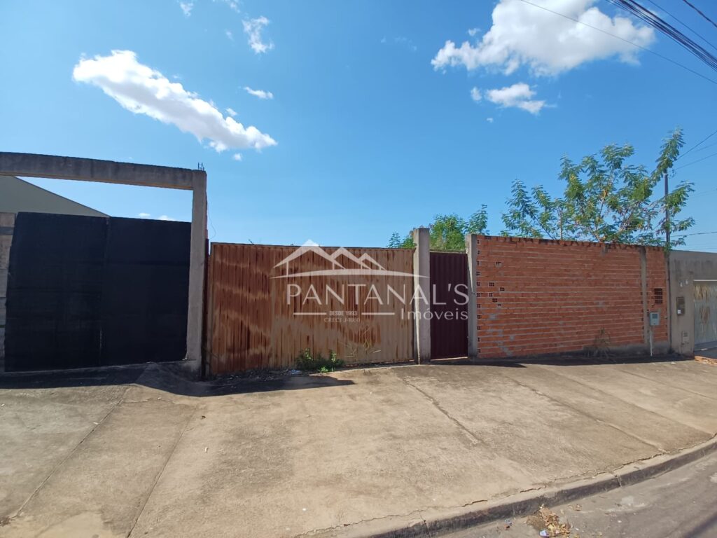 Terreno disponível para venda no bairro Maria Tereza