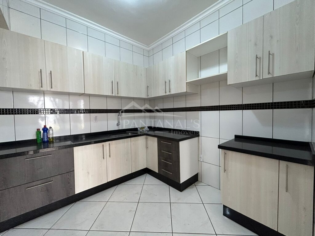 Casa na Vila Aurora – Disponível para locação e venda