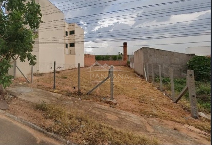 Terreno à venda no Jardim Mato Grosso