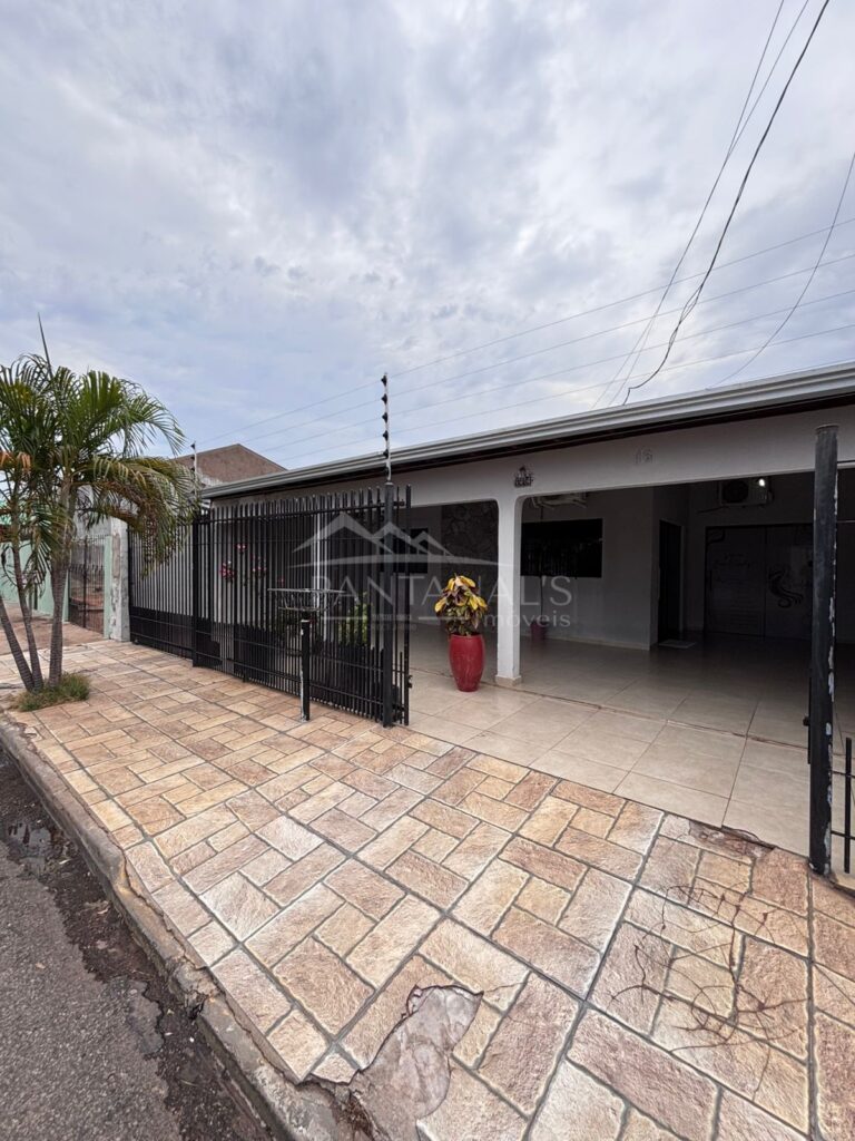 Casa à Venda – Conjunto São José