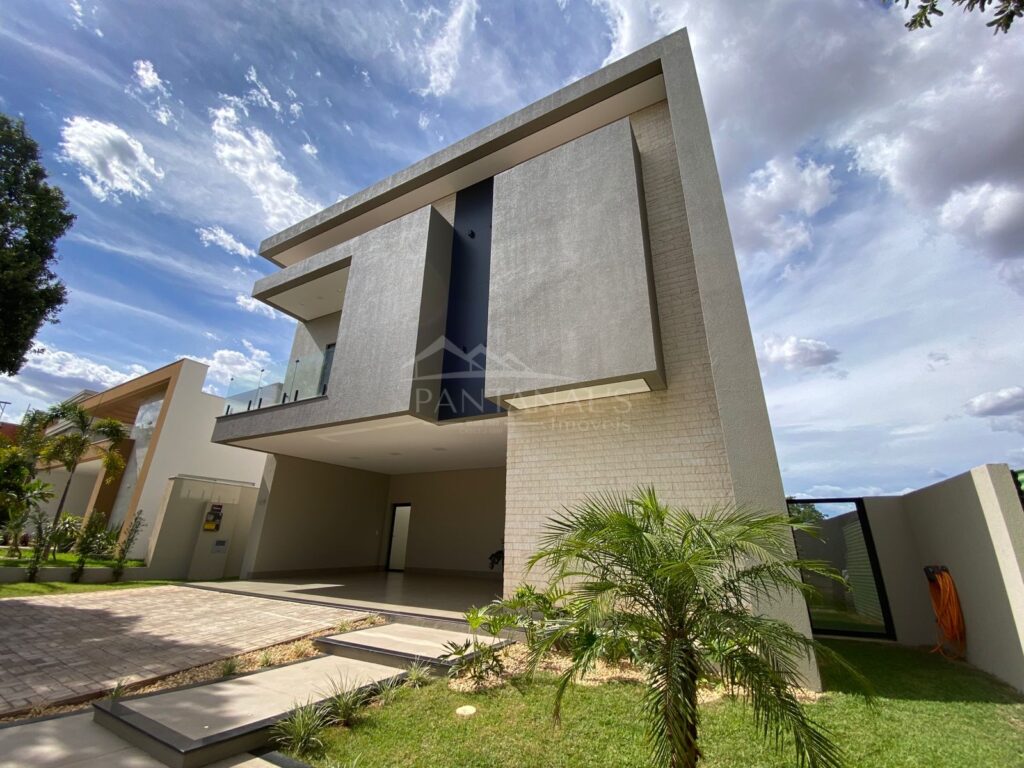 Sobrado Alto Padrão no Condomínio do Bosque II