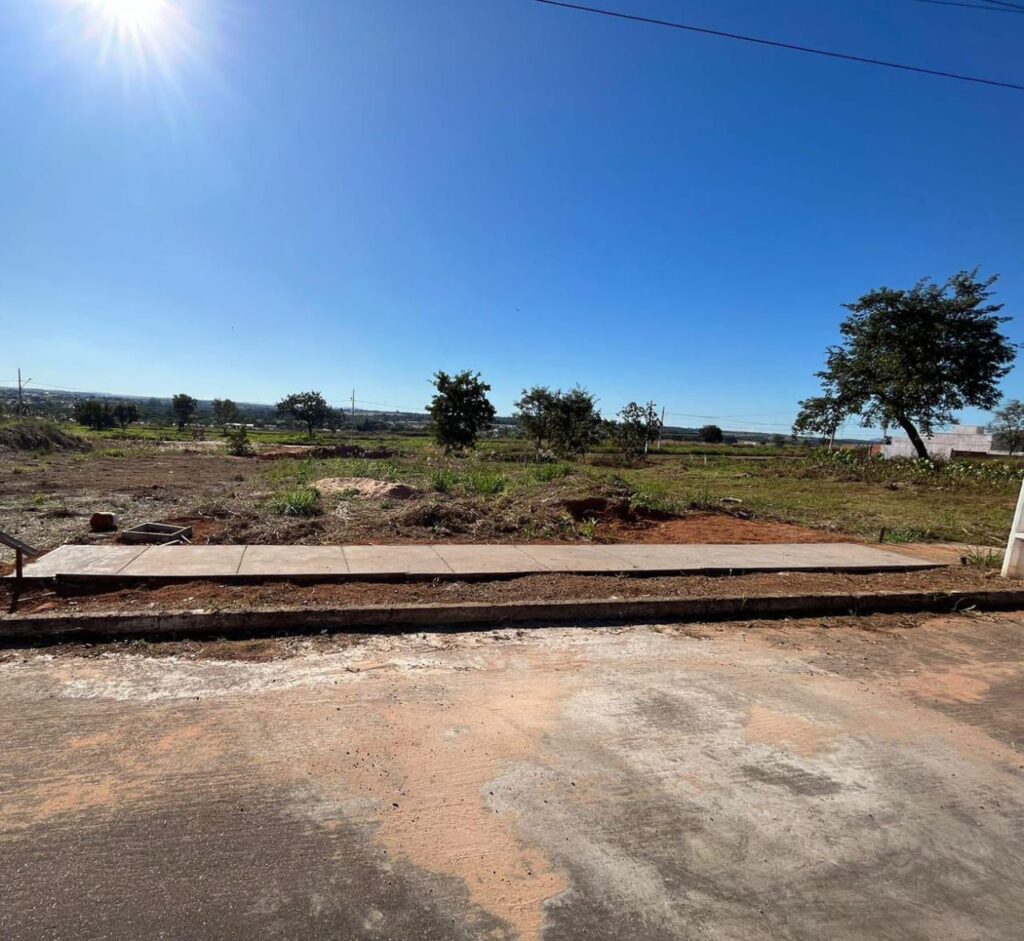 Lote à venda no Residencial Granville II