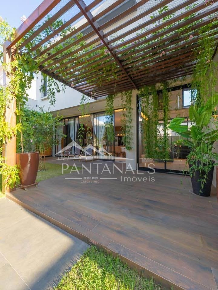 Sobrado disponível para venda ou locação no Condomínio Royal Boulevard