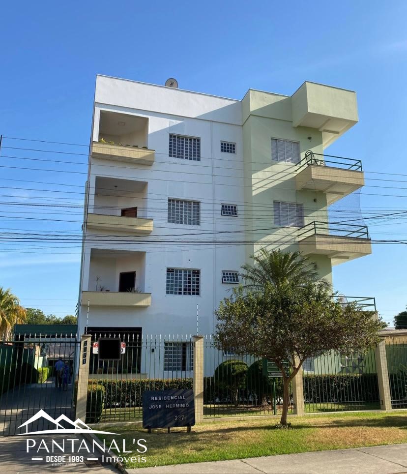 Apartamento disponível para venda no Edifício José Hermínio