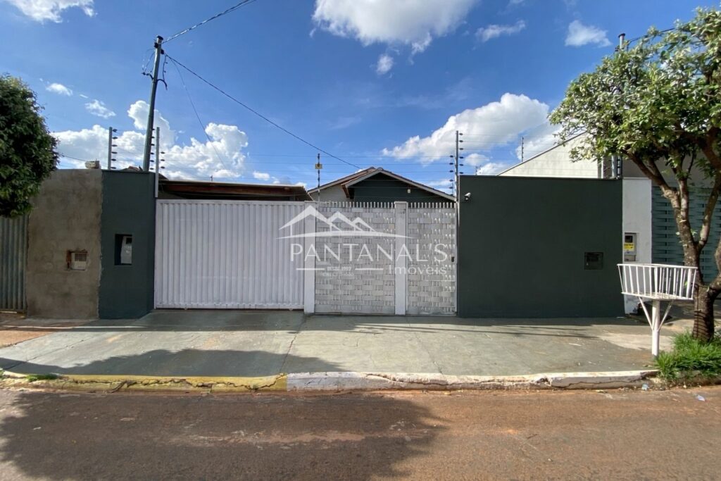 Casa disponível para venda no bairro Francisco Garcete