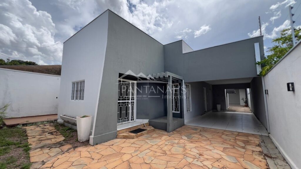 Casa á venda no Jardim Santa Clara