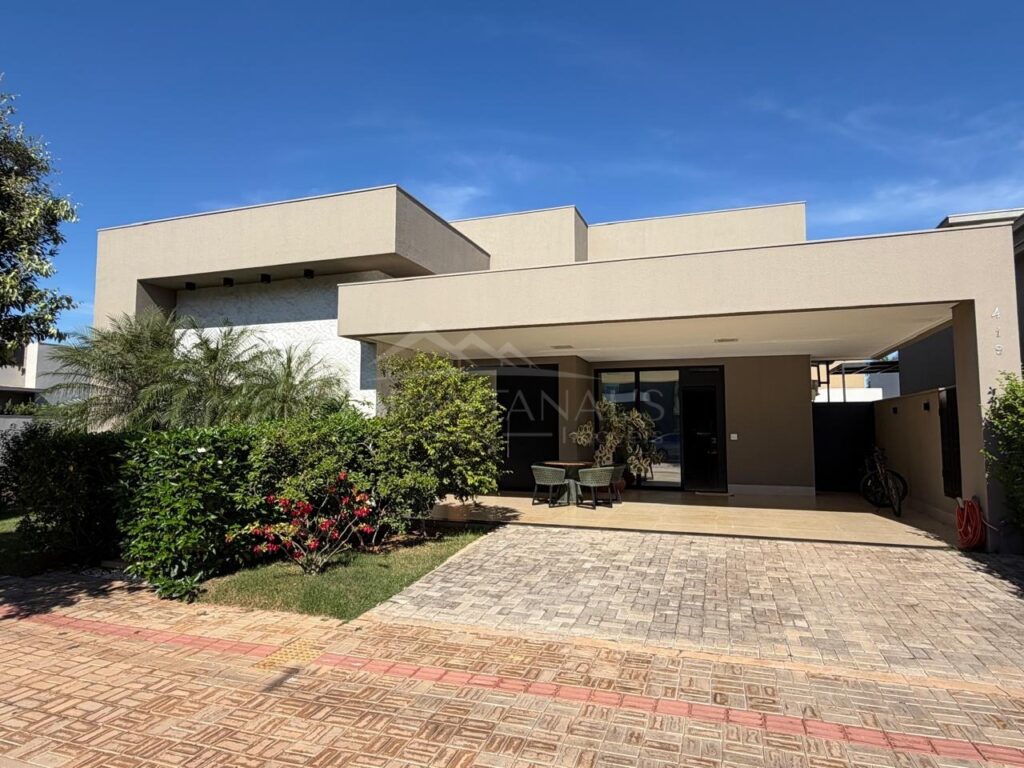 Casa de alto padrão – Condomínio Royal Boulevard