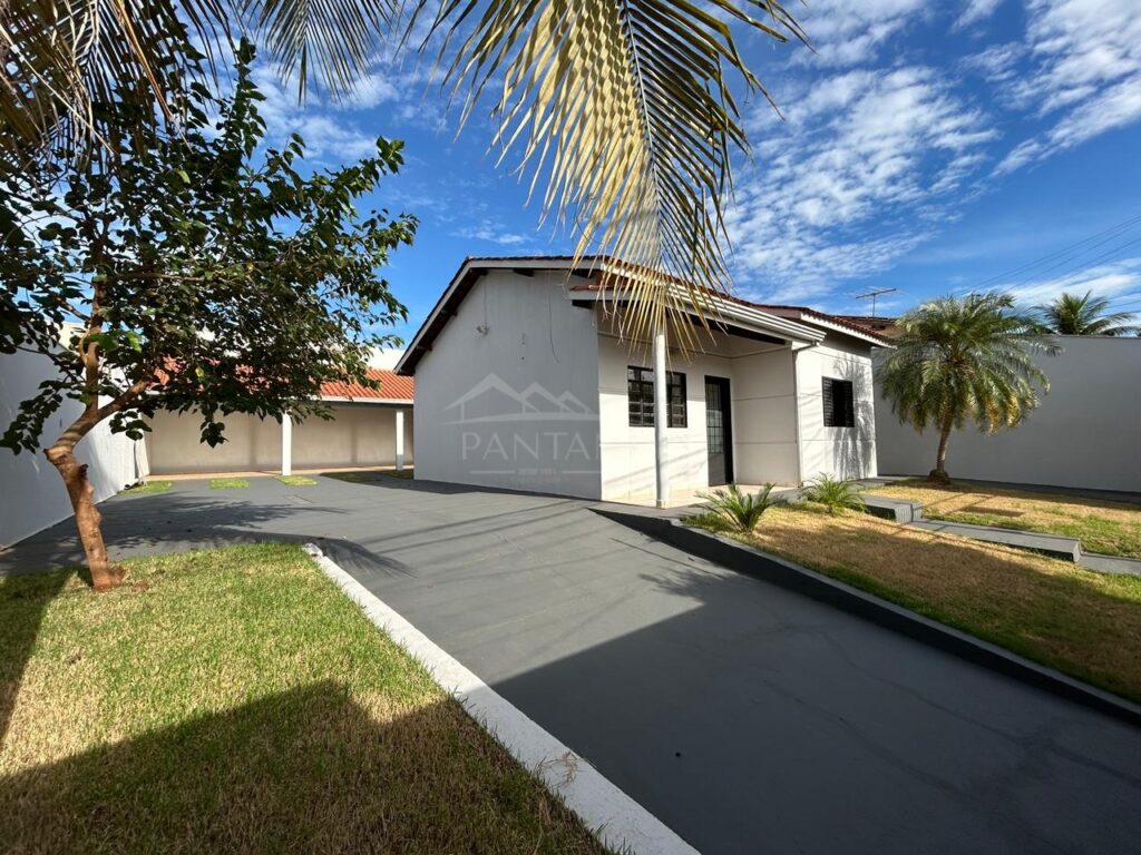 Casa à venda no Portal das Águas