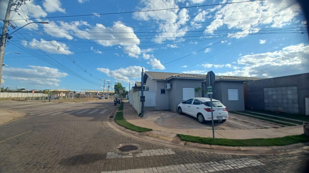 Casa à venda no Condomínio Vicente Bissoni