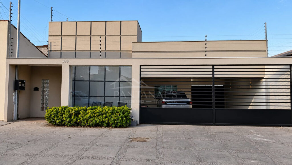 Casa à venda Centro