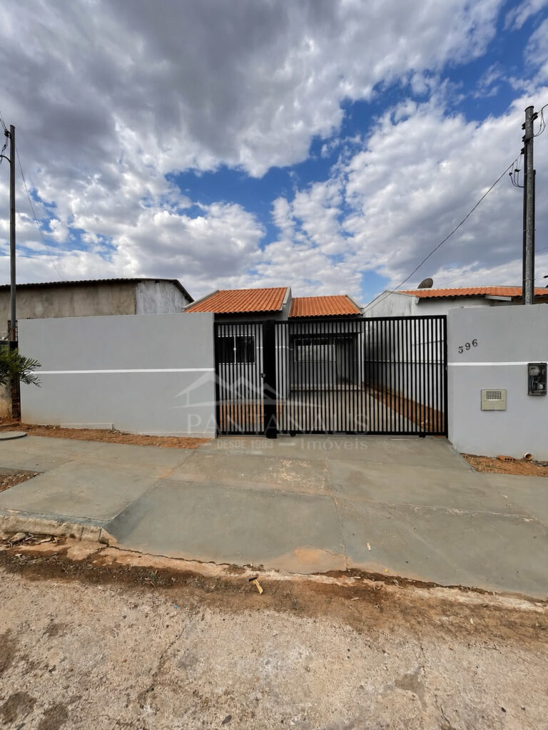 Vende-se casa Bairro Maria Tereza