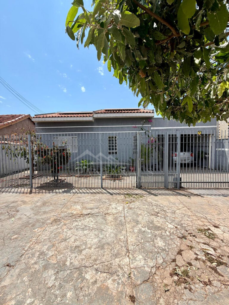 Casa à venda Jardim Santa Clara
